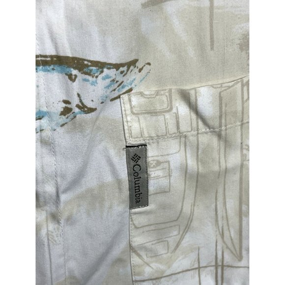 COLUMBIA MENS RIVER LODGE FISHING THEMED BUTTON DOWN SHORT SLEEVE SHIRT   SZ (M) - Picture 3 of 4